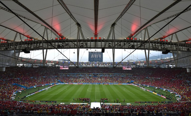 imagem do maracana lotado no jogo entre chile e espanha na copa do mundo de 2014